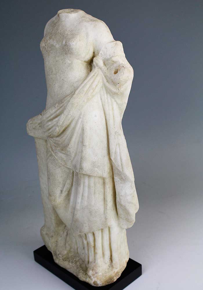 Statuary & Sculpture