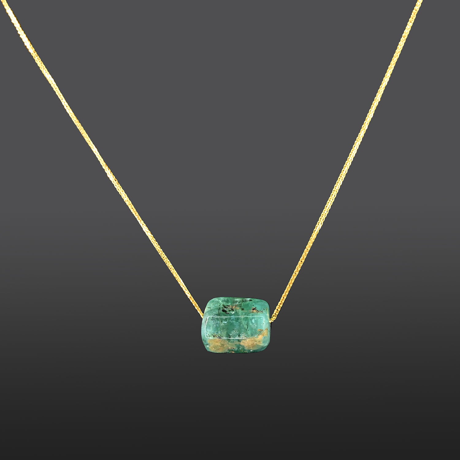 A rare Roman Emerald Bead pendant, Roman Imperial Period, ca. 1st - 3rd century CE
