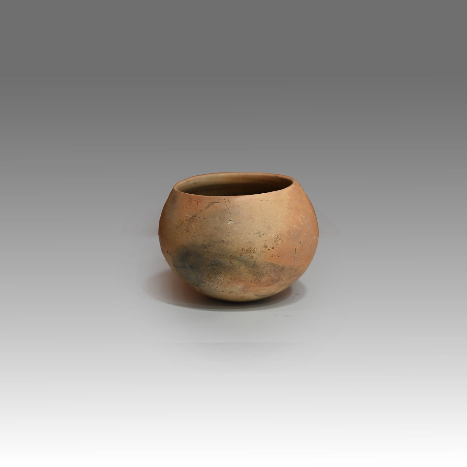 An Olmec Buffware Bowl (Tecomate), ca. 1000 - 600 BCE