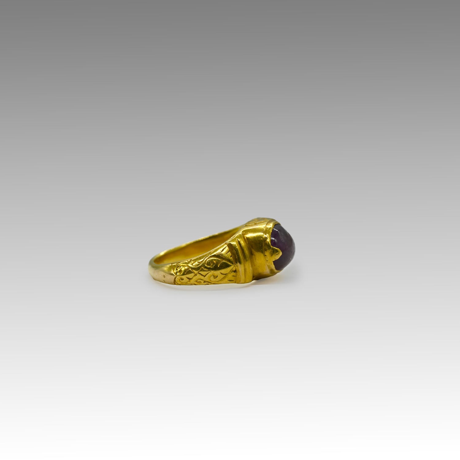 A Prized Late Roman Gold and Ruby Finger Ring, ca. 3rd - 4th century CE