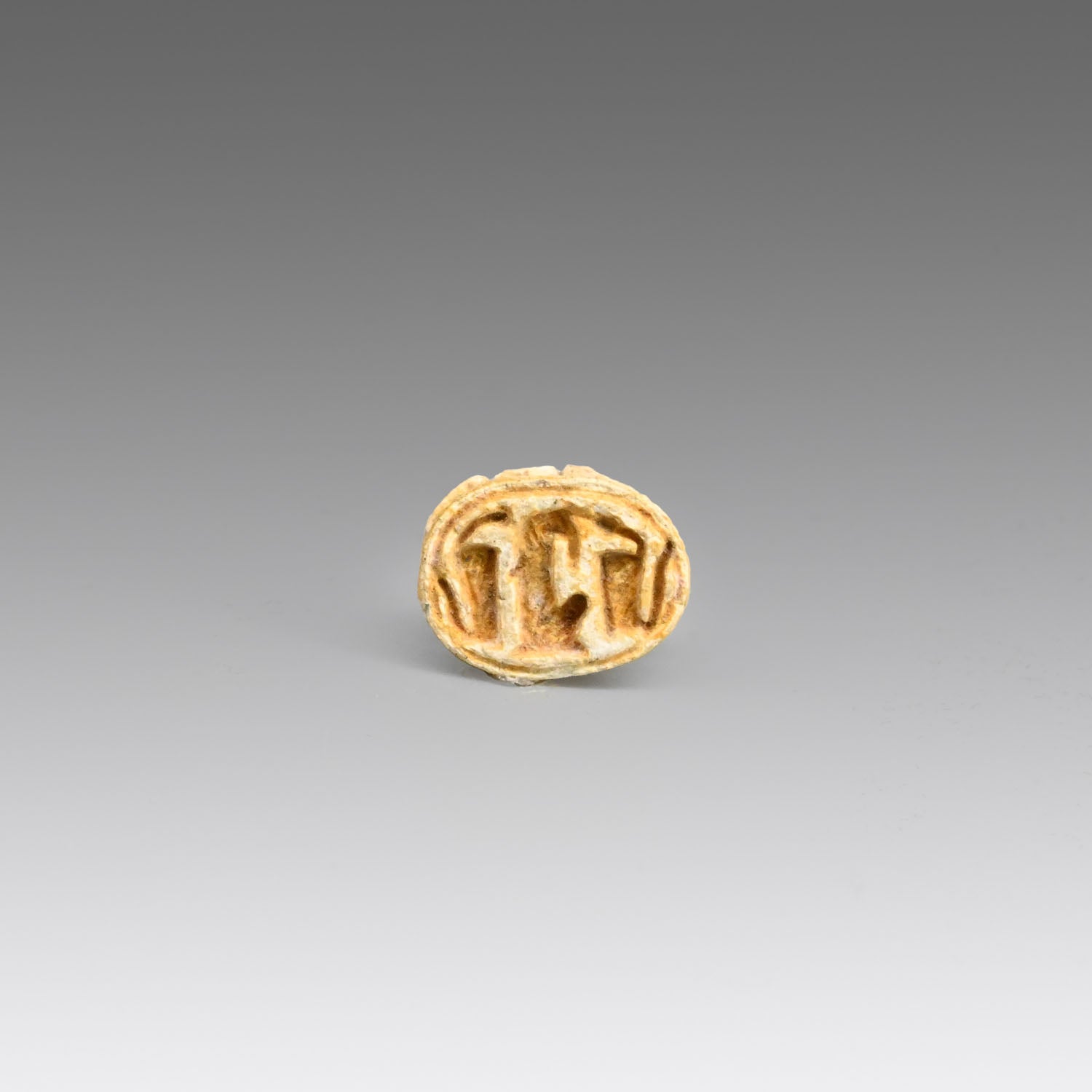 Skarabäus aus ägyptischem Steatit, Neues Reich, ca. 1550 - 1069 v. Chr