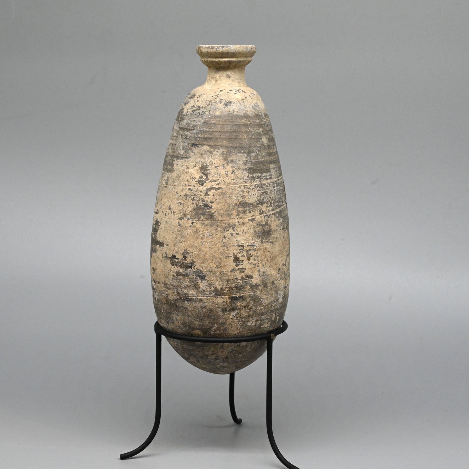 A Holy Land Ribbed Terracotta Amphora, ca. 1st millennium BCE