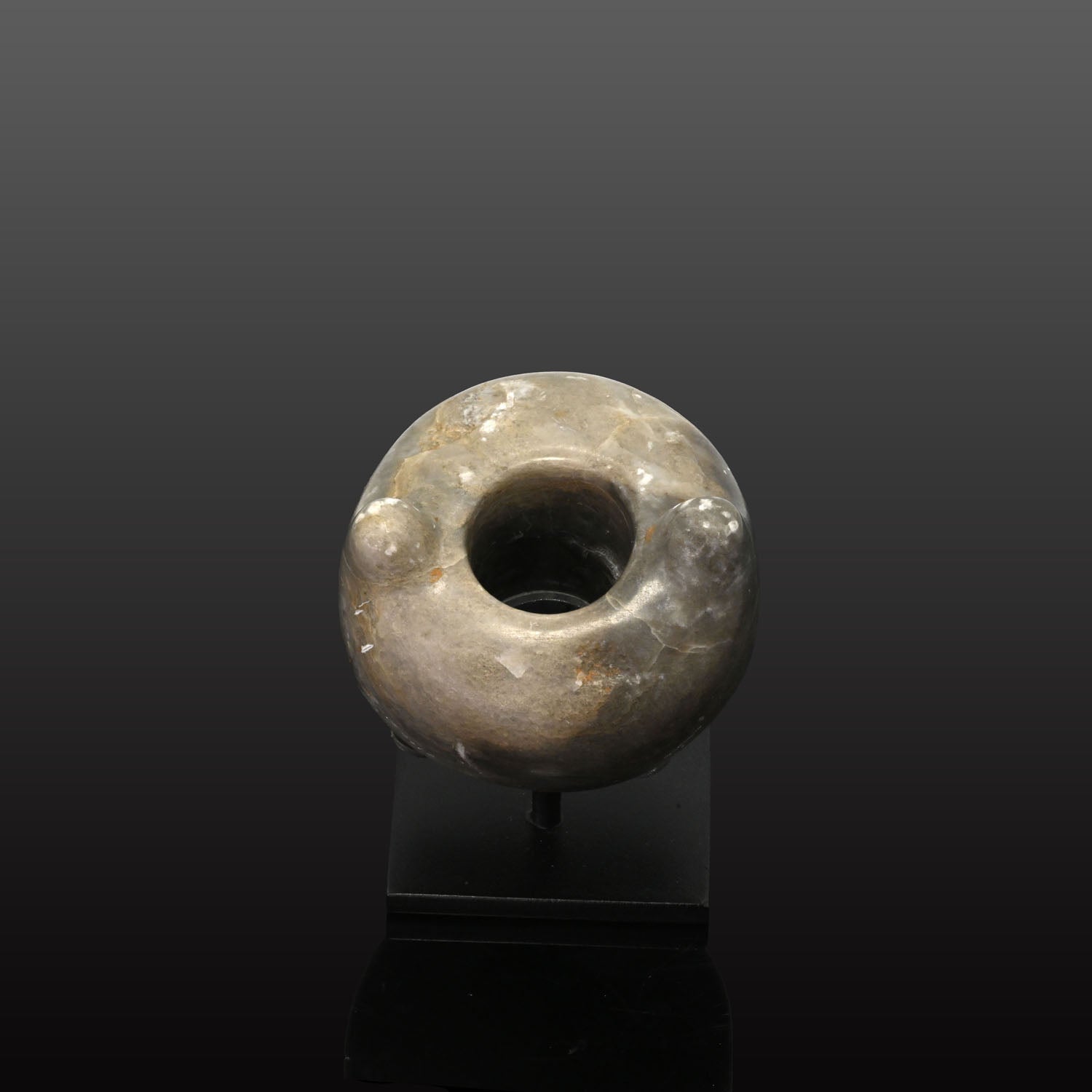 A published Costa Rican Owl-Form Quartz Mace Head, ca. 500 - 1000 CE
