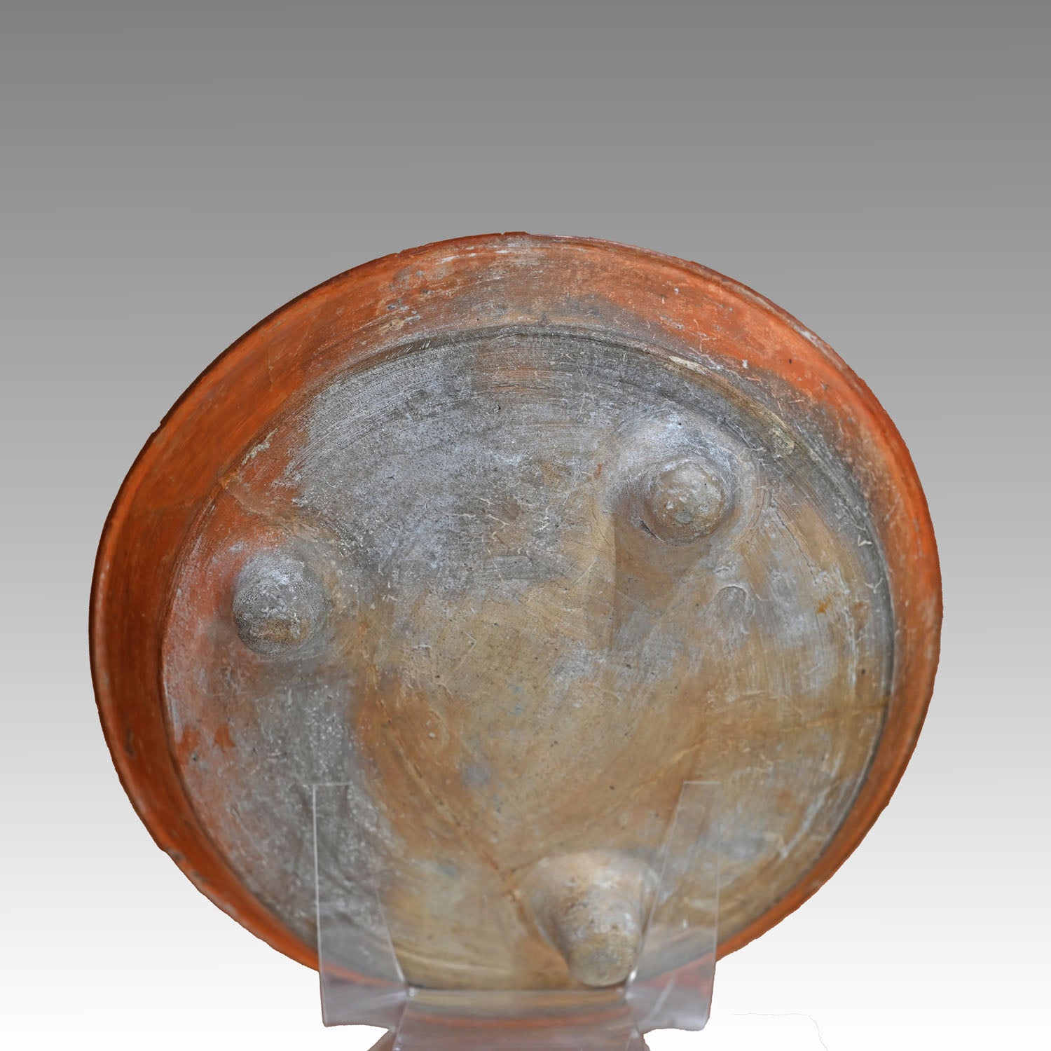 A Published Maya Polychrome Tripod Plate with Muan Bird Deity, Classic Period, ca. 500 - 800 CE