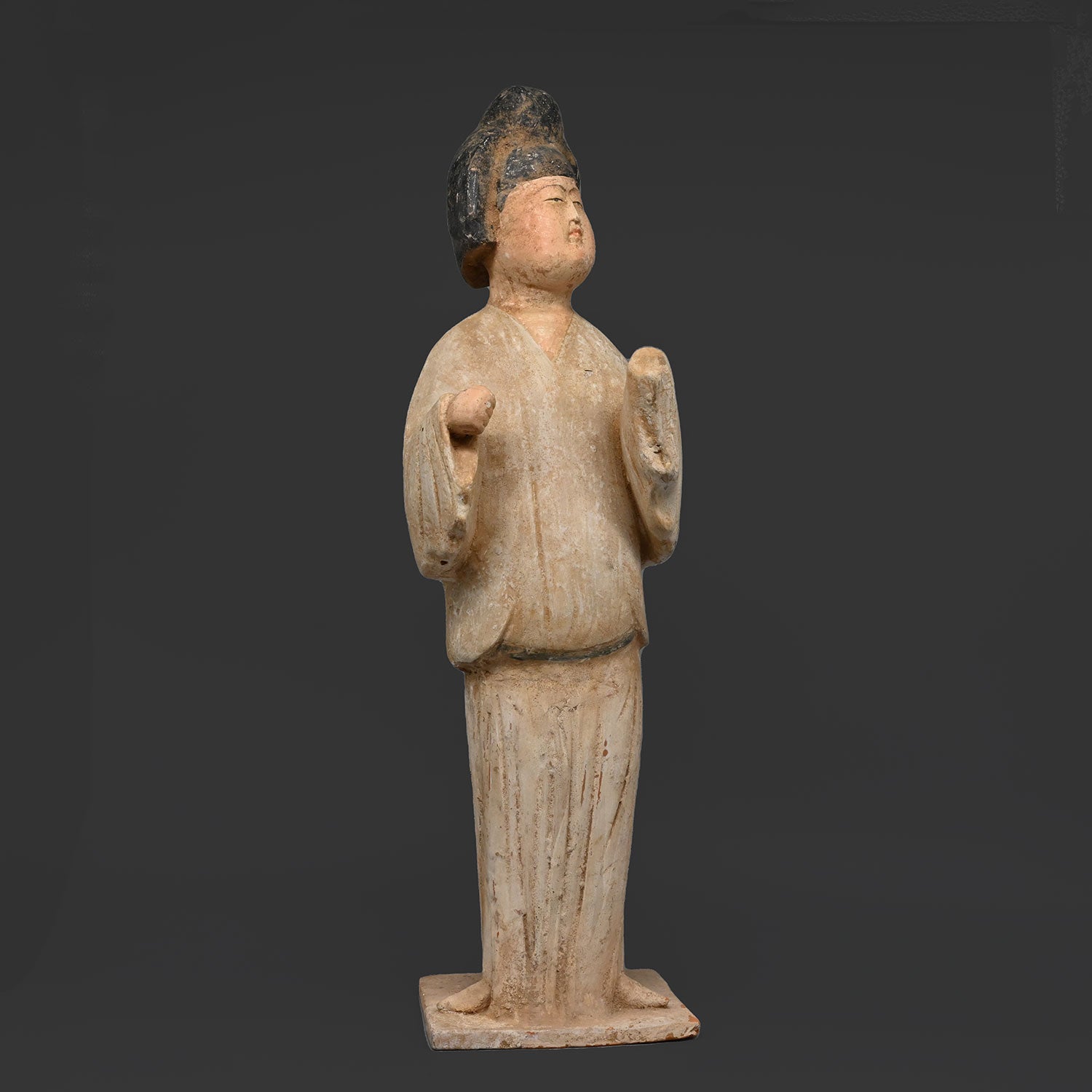 A large Chinese Painted Pottery Court Lady, Tang Dynasty, <br><em>ca. mid 8th century CE</em>