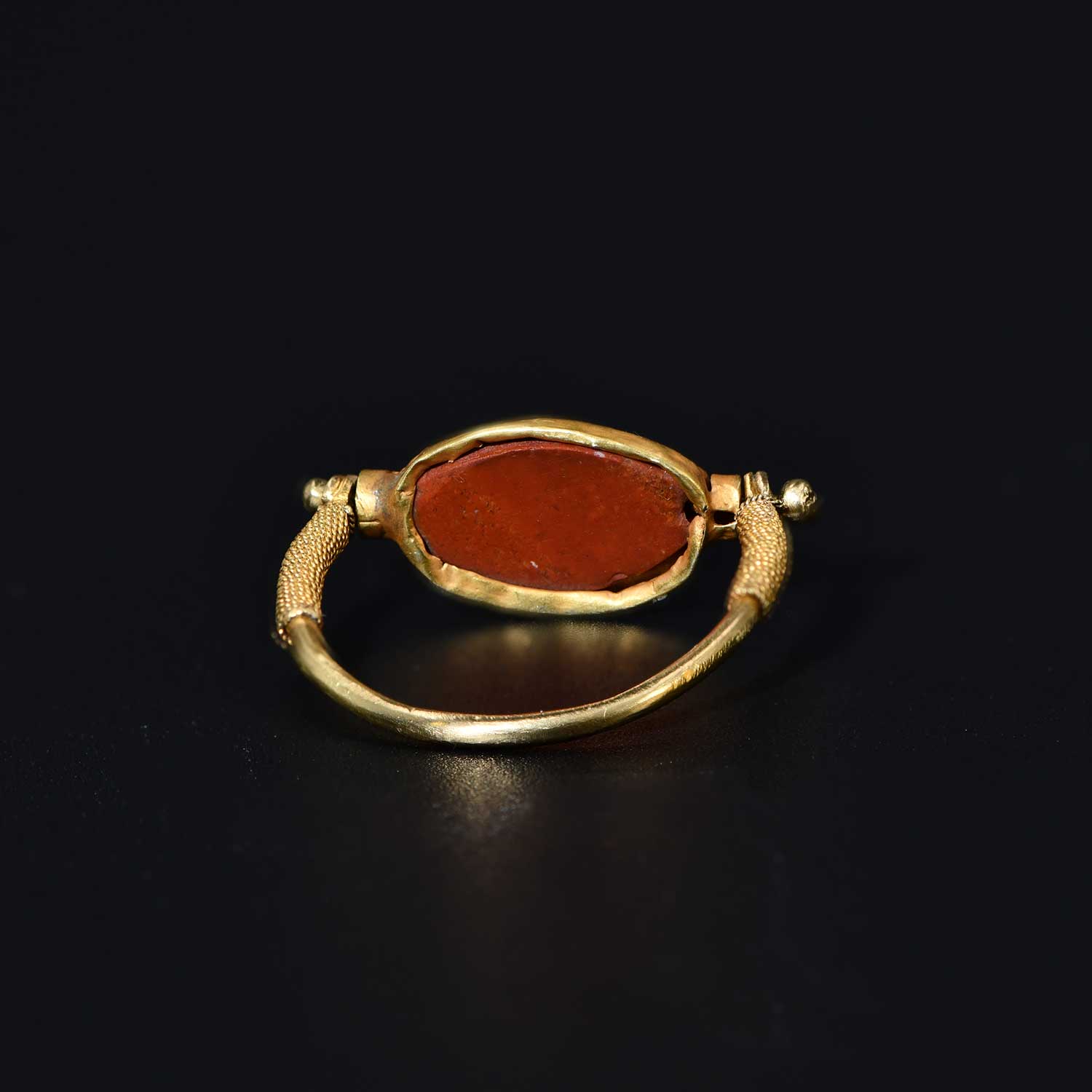 An Egyptian Gold and Jasper Ring Bezel, late 18th Dynasty, ca. 1479 - 1295 BCE