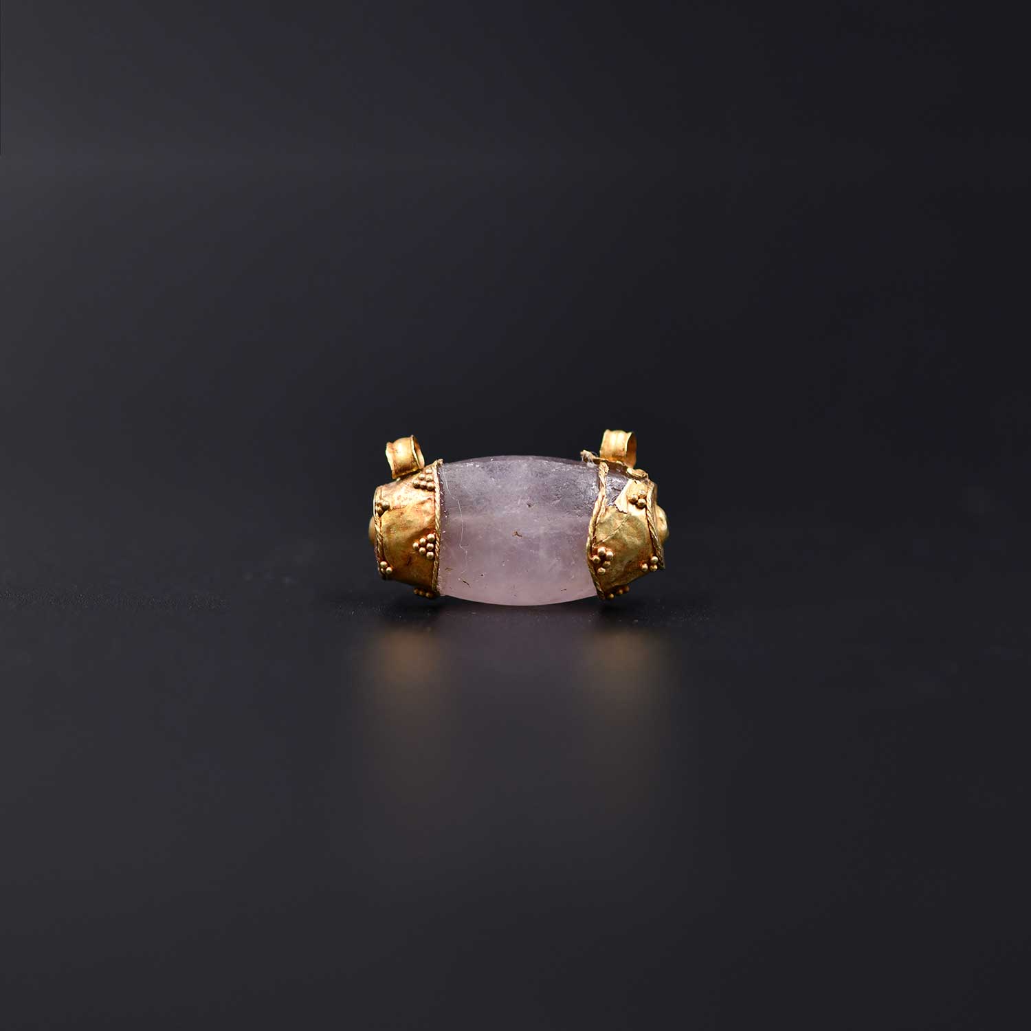 An East Greek Gold and Amethyst Pendant, Hellenistic Period, ca. 3rd - 1st century BCE