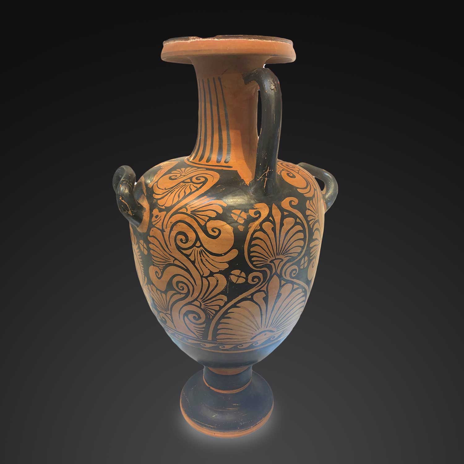 A Large Campanian red-figure hydria by the Ixion Painter, ca. 330 - 310 BCE