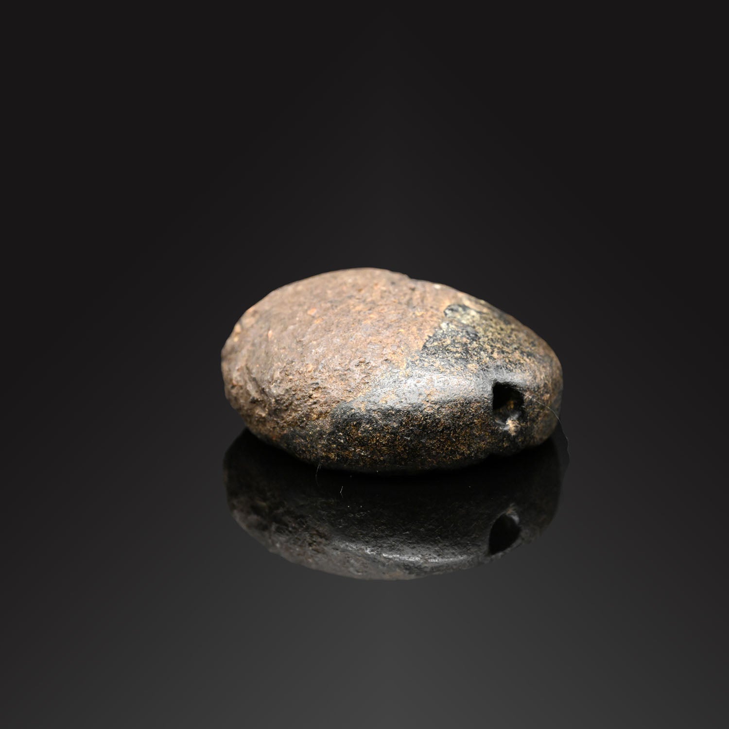 Un sceau de timbre en stéatite du Proche-Orient<br> <em>Fin du Néolithique, env. 5300 - 5100 avant notre ère</em>