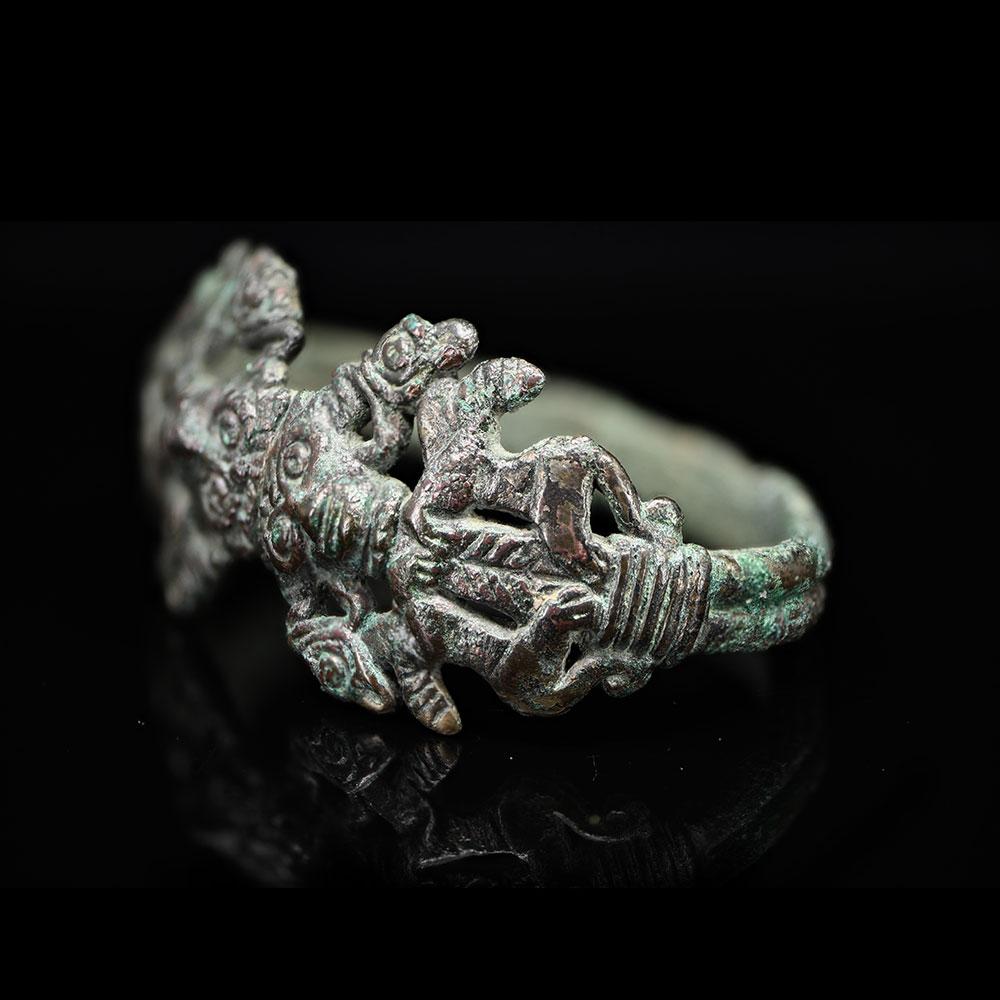 * A Luristan Bronze Bracelet, ca. 1200 - 800 BCE - Sands of Time Ancient Art