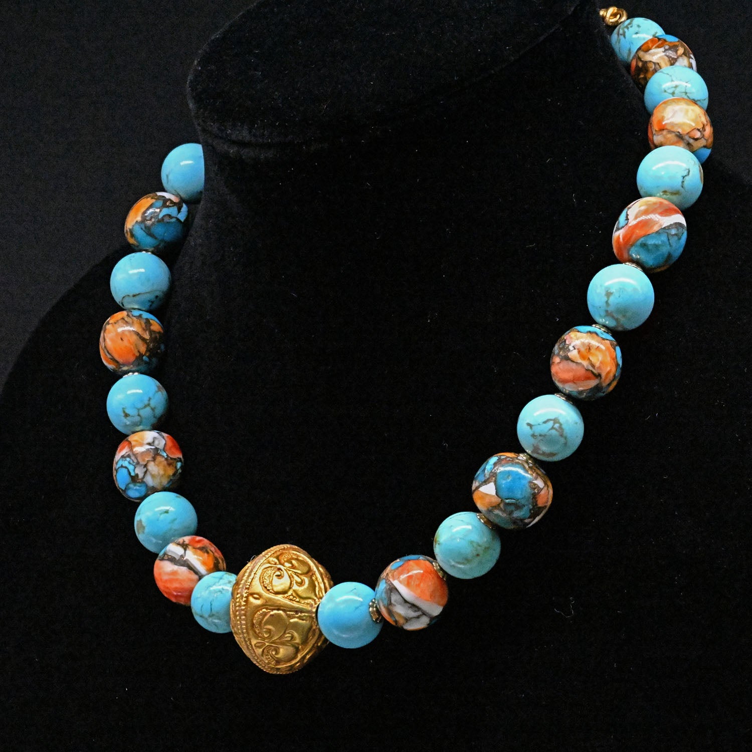 An Islamic Gold Pendant on Turquoise Bead Necklace<br><em>Seljuk Period, ca. 10th - 12th century CE</em>