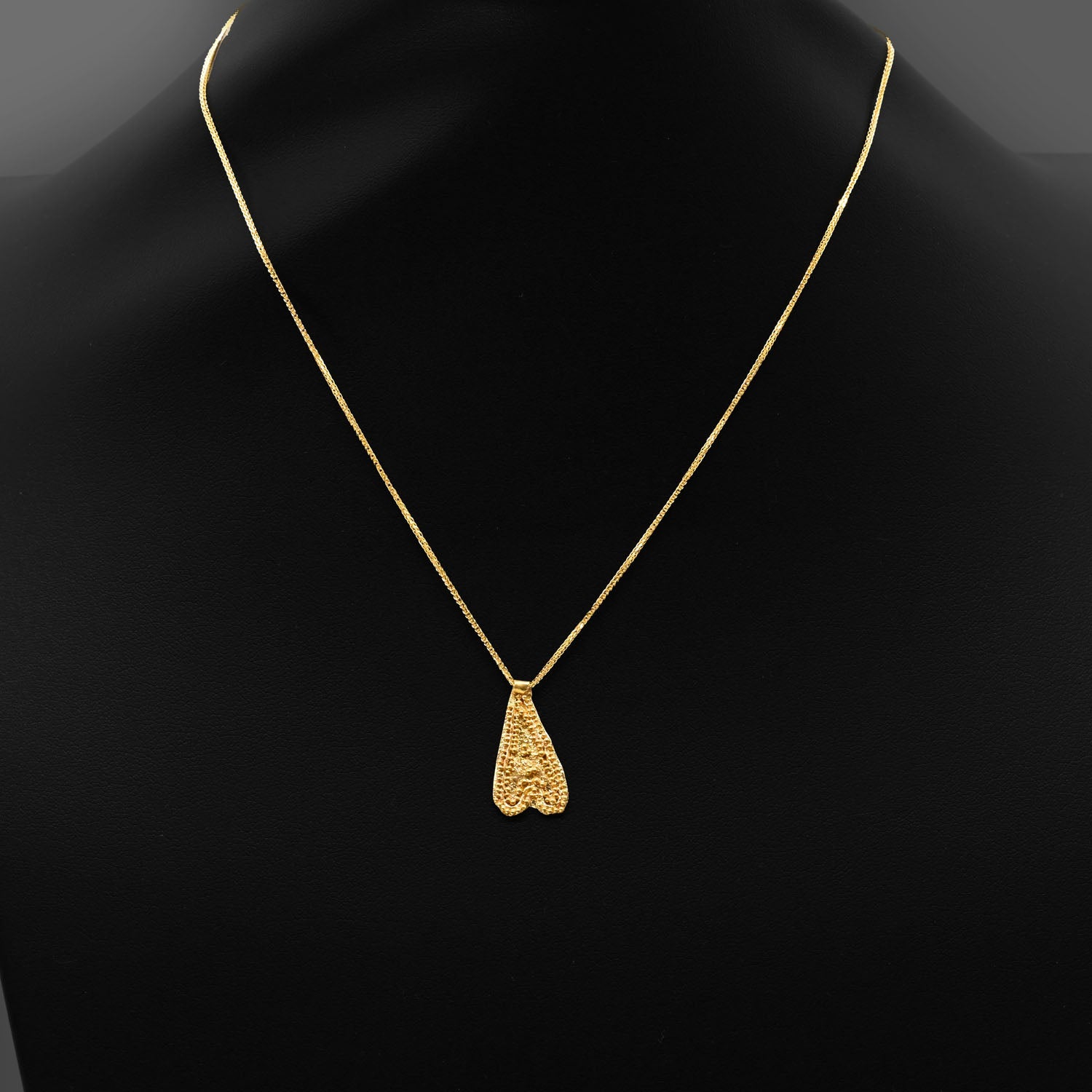 A Greek Gold Heart Shaped Pendant, Hellenistic Period, ca.  3rd - 1st century BCE
