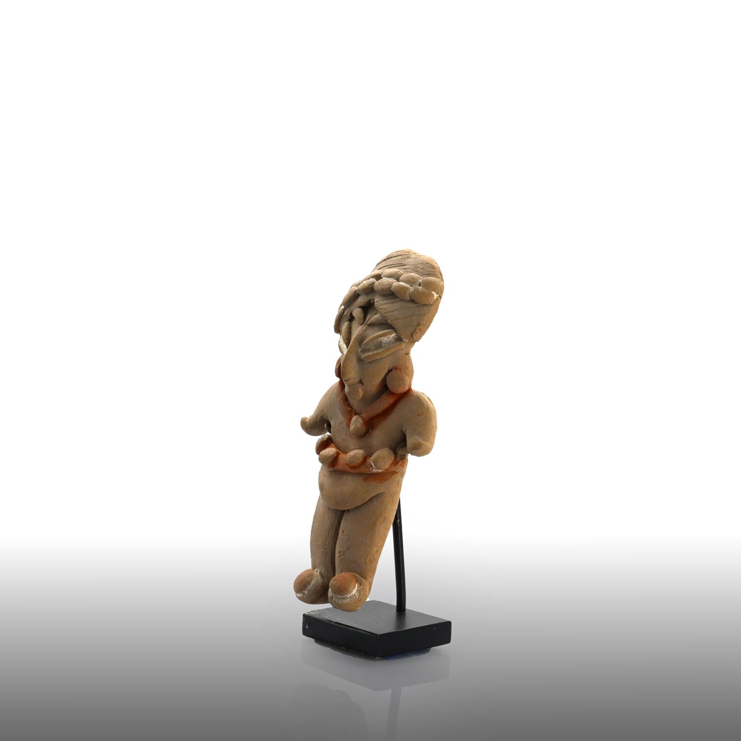 A Chupicuaro Terracotta Pretty Lady, ca. 400 - 100 BCE