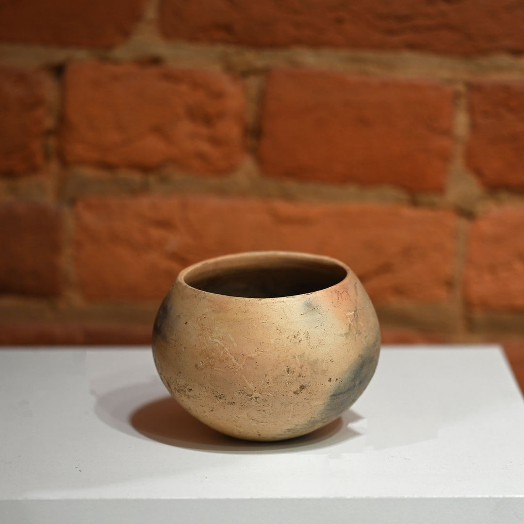 An Olmec Buffware Bowl (Tecomate), ca. 1000 - 600 BCE