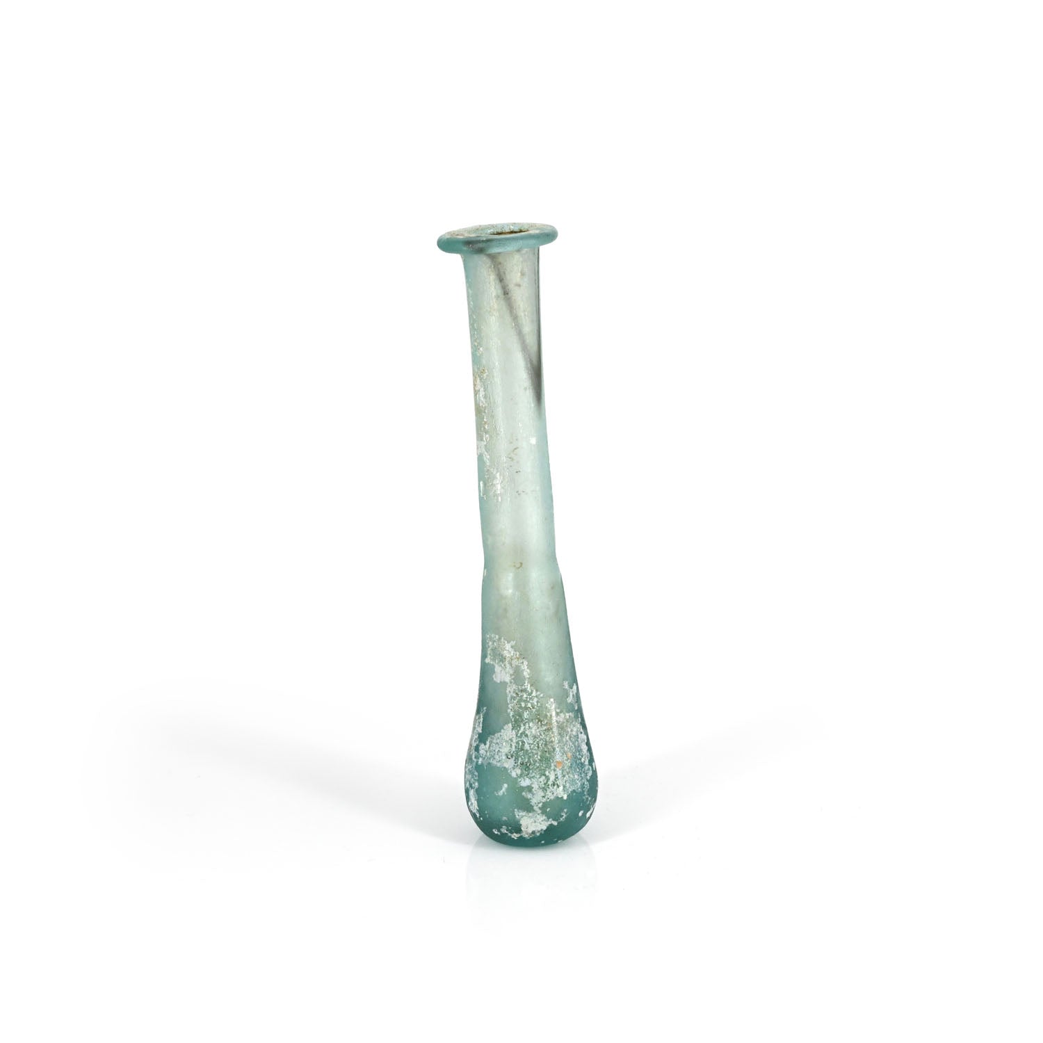 Une bouteille lacrymale romaine en verre bleu turquoise, début de la période impériale romaine, vers le 1er siècle de notre ère