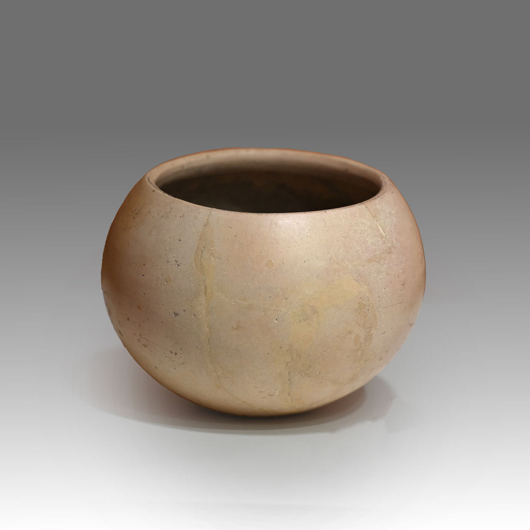 An Olmec Buffware Bowl (Tecomate), ca. 1000 - 600 BCE