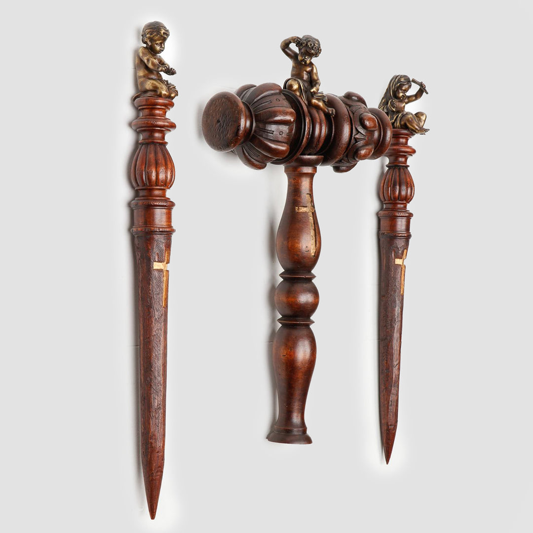 A Large, Exhibited European Vampire Slayer Stake and Mallet Set, Late 19th century - early 20th century