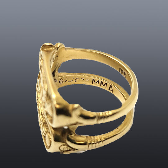 "How’d you get so funky?" A 1976 King Tut MMA 18K Gold Exhibition Ring