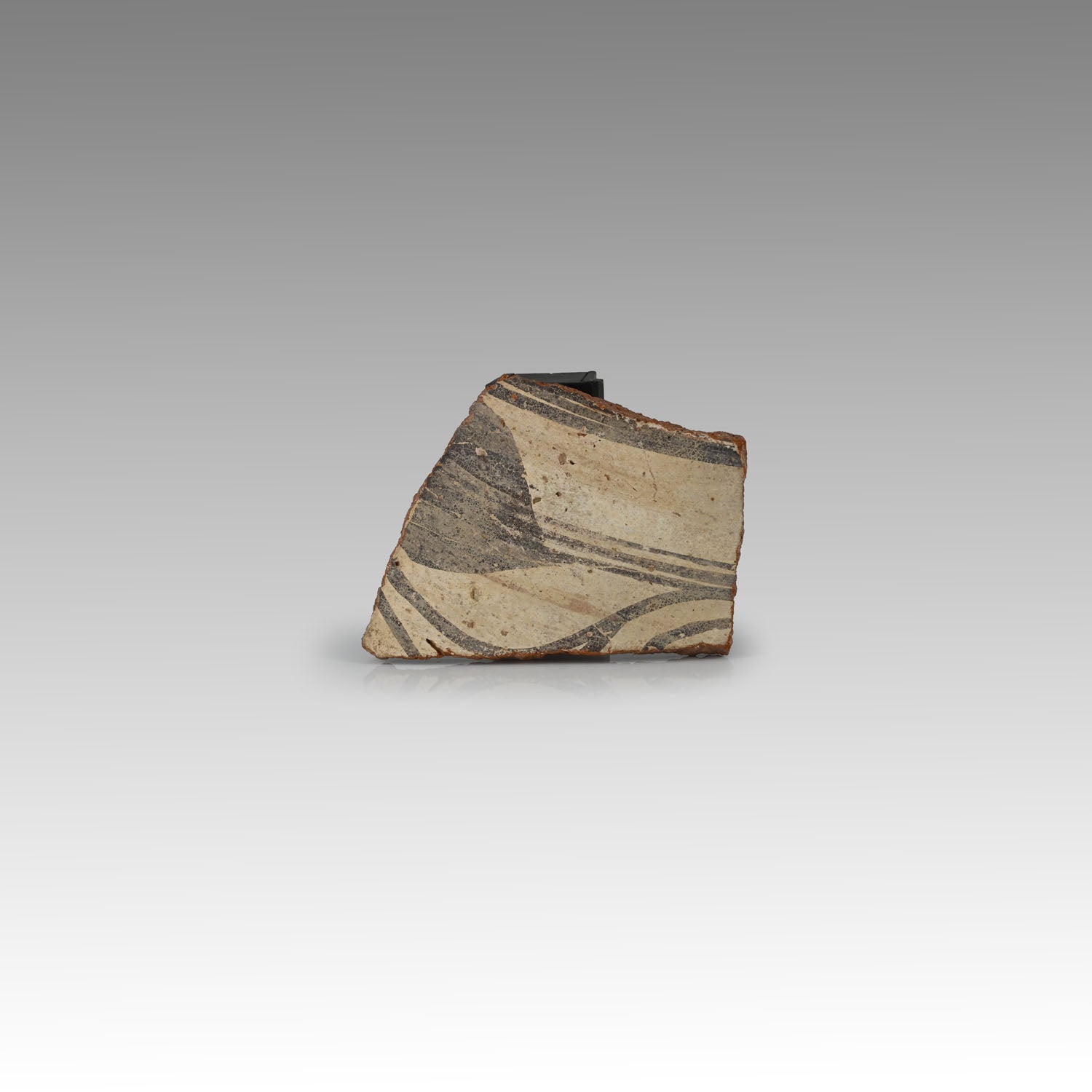 Deux tessons de terre cuite peints d'Amarna, Période amarnienne, vers 1350 - 1334 av. J.-C.