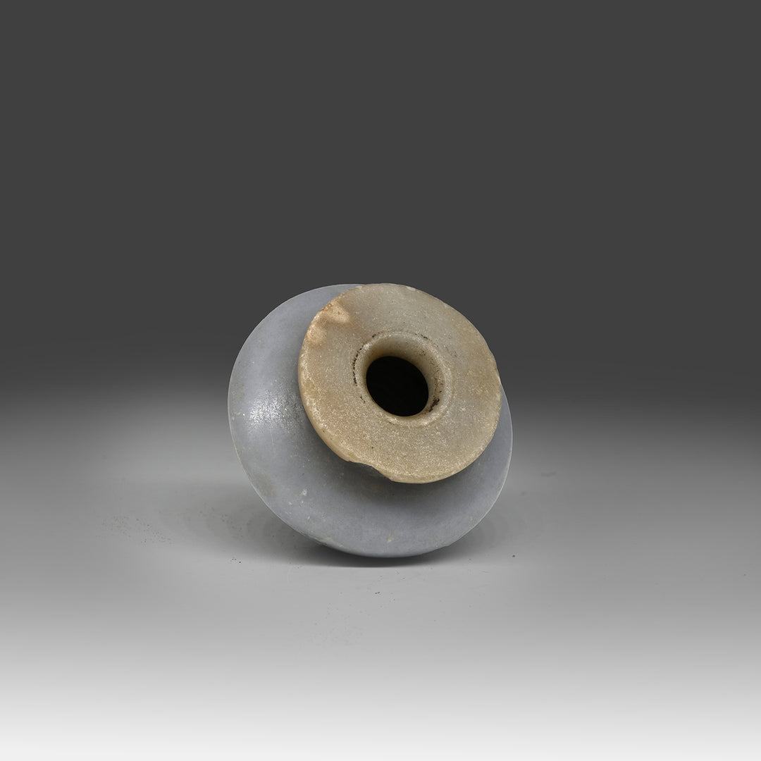 A fine Egyptian Anhydrite Kohl Pot, Middle Kingdom, ca. 1900 - 1650 BCE