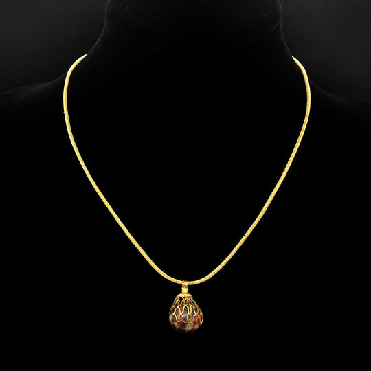 A superb Greek Gold and Agate Pendant, Hellenistic Period, 3rd - 1st century BCE