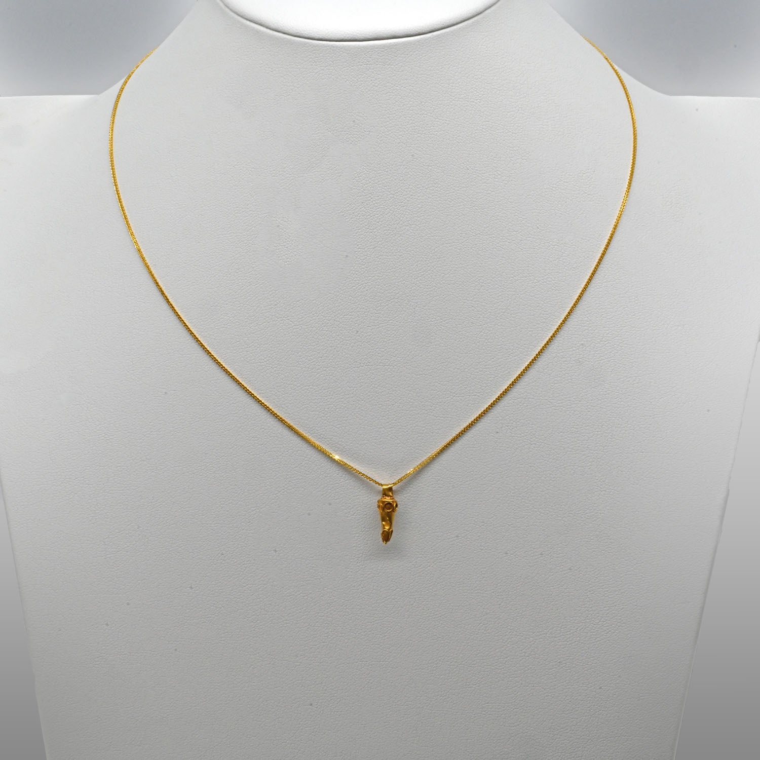 A Hellenistic Gold Pendant, ca. 3rd - 1st century BCE