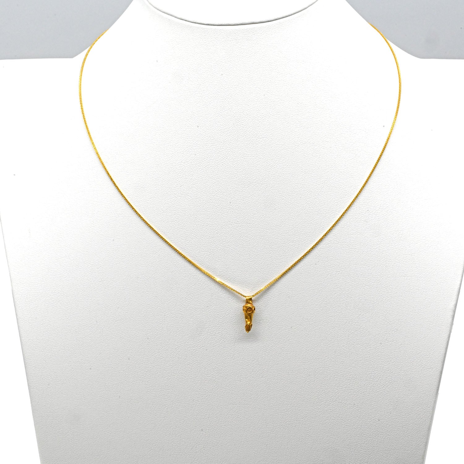 A Hellenistic Gold Pendant, ca. 3rd - 1st century BCE