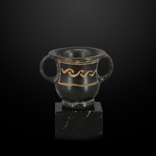 An Apulian Xenonware Kantharos, ca. 4th century CE