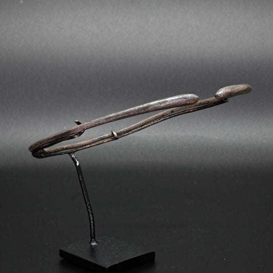 Torque en bronze à tête de serpent du Proche-Orient, période parthe, env. 247 av. J.-C. - 224 apr. J.-C.