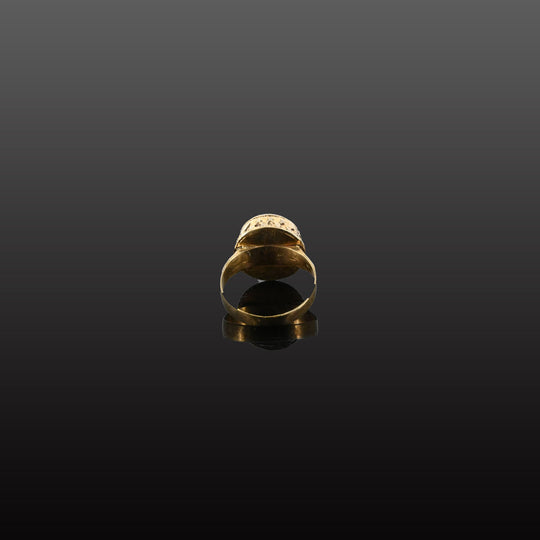 A Persian Banded Agate Cabochon set as a ring, Achaemenid Empire, ca.  550 - 330 BCE