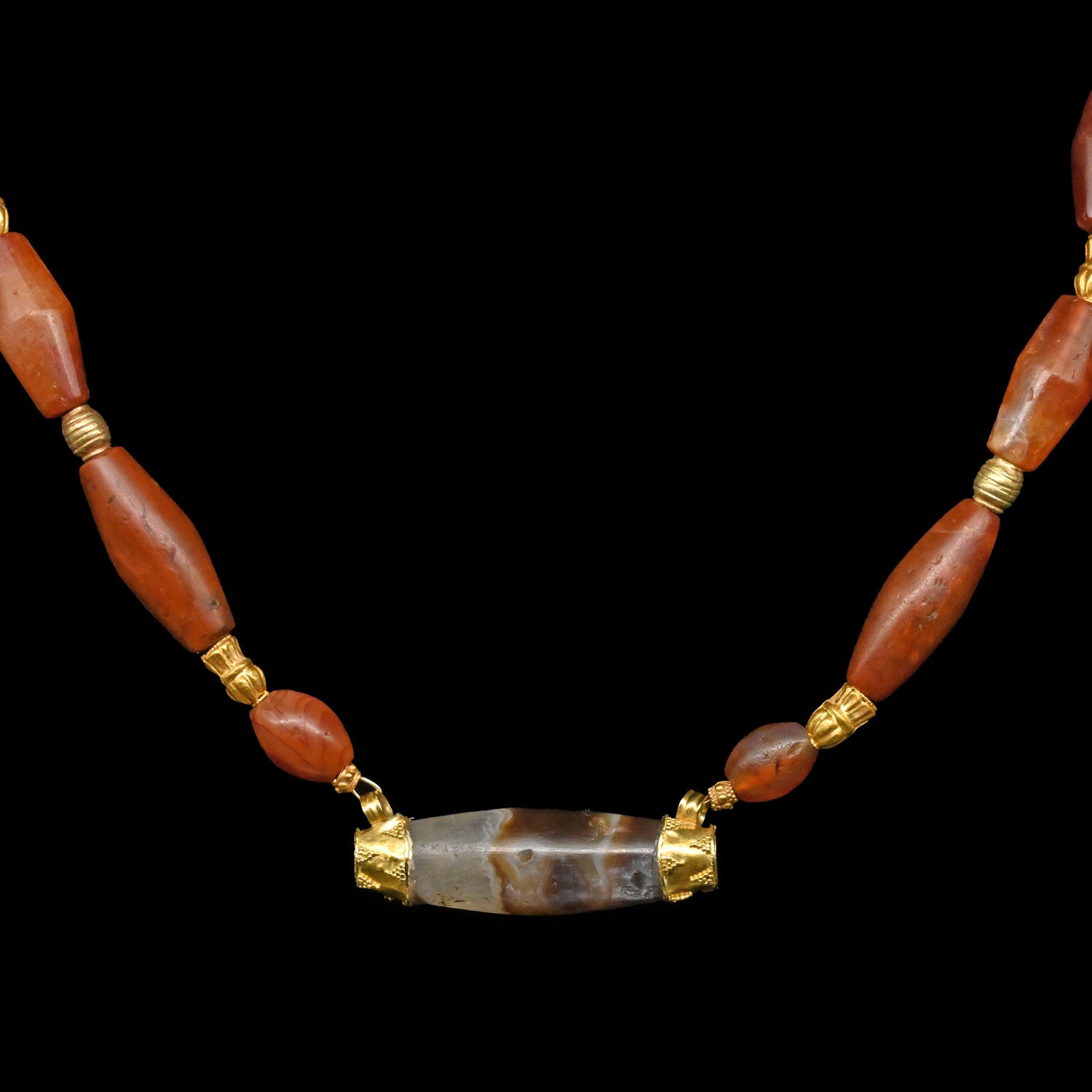 A Western Asiatic Gold and Agate Bead Necklace, ca. 1st millennium BCE