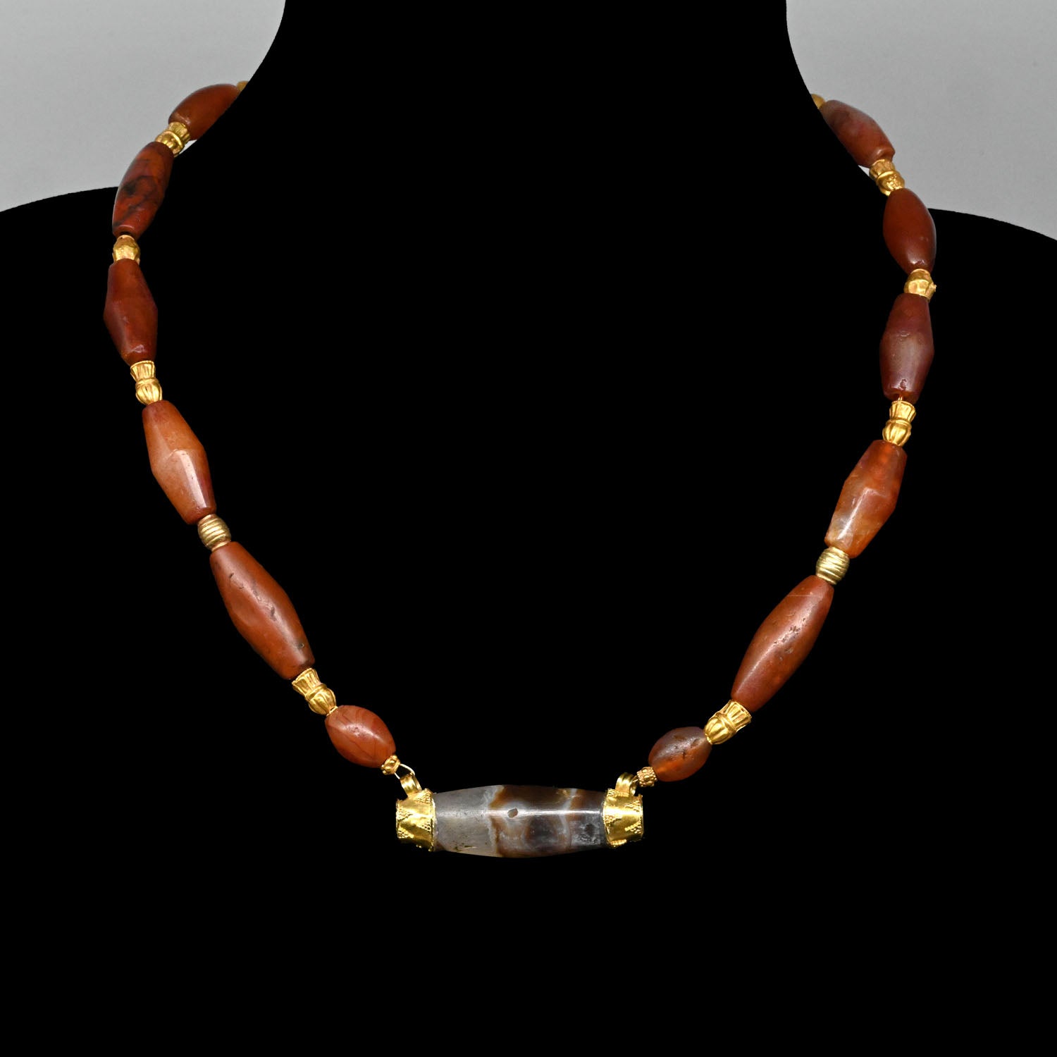 A Western Asiatic Gold and Agate Bead Necklace, ca. 1st millennium BCE