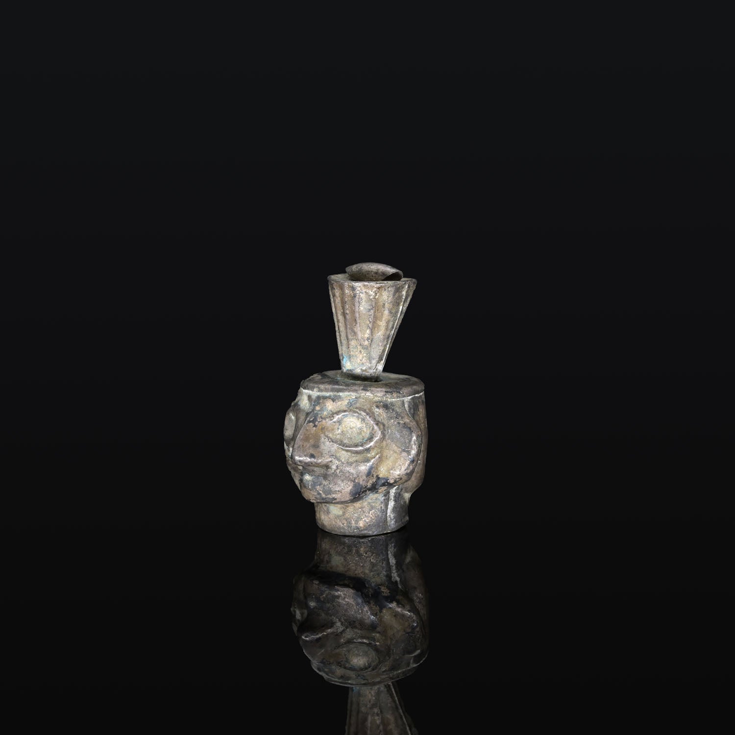 A fine silver Chimu-Inca Pendant<br><em> ca. 1300 - 1450 CE</em>