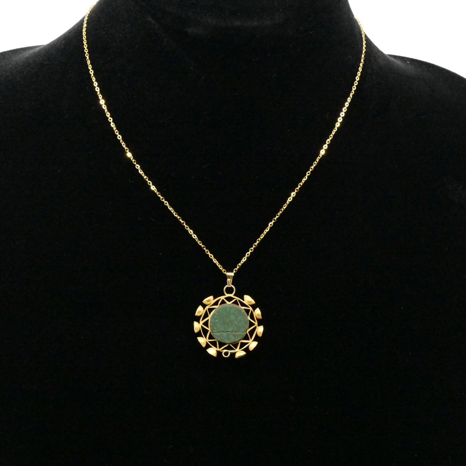 A Moche-Sicán Chrysocolla and Gold Pendant, Early Intermediate - Middle Horizon Period, ca. 500 - 1000 CE