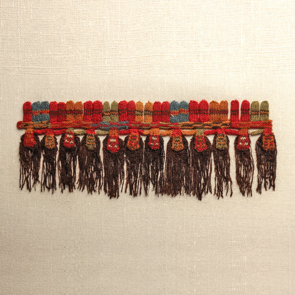 A fine Proto-Nazca Linked Muñeca Mantle Fringe, Ca. 100 - 600 CE