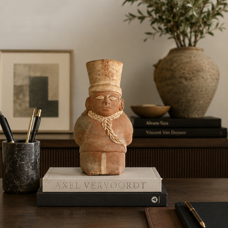 Ein publiziertes Moche-Gefäß mit Gefangenenfigur, ca. 500 - 800 n. Chr.