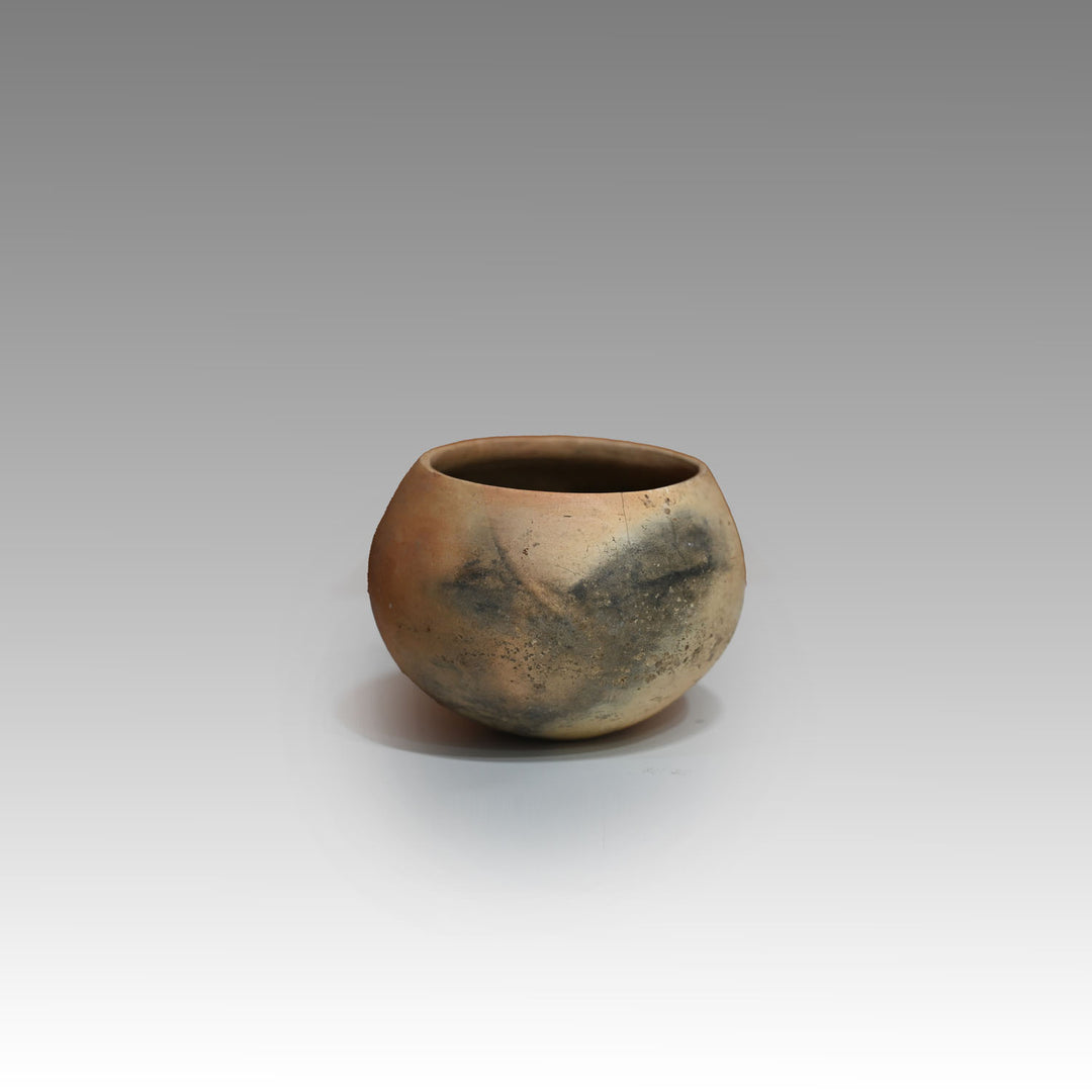 An Olmec Buffware Bowl (Tecomate), ca. 1000 - 600 BCE