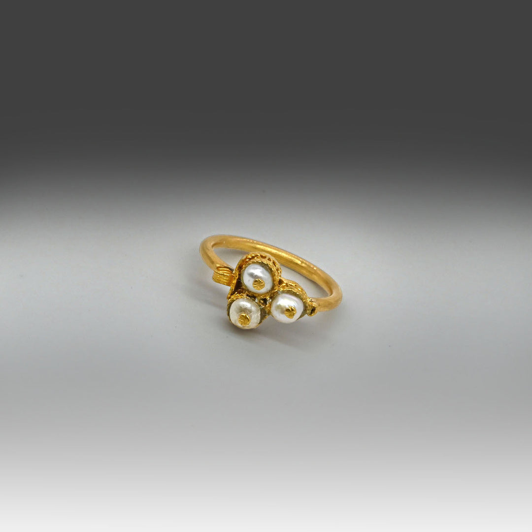 A fine Byzantine Gold Pearl Ring, Late Byzantine Period, ca. 6th century CE