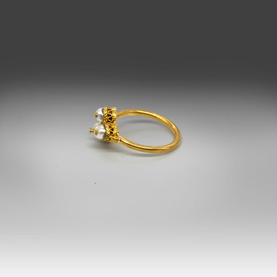 A fine Byzantine Gold Pearl Ring, Late Byzantine Period, ca. 6th century CE