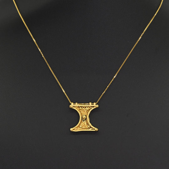 A fine Byzantine High Karat Gold Pendant, ca. 10th century CE