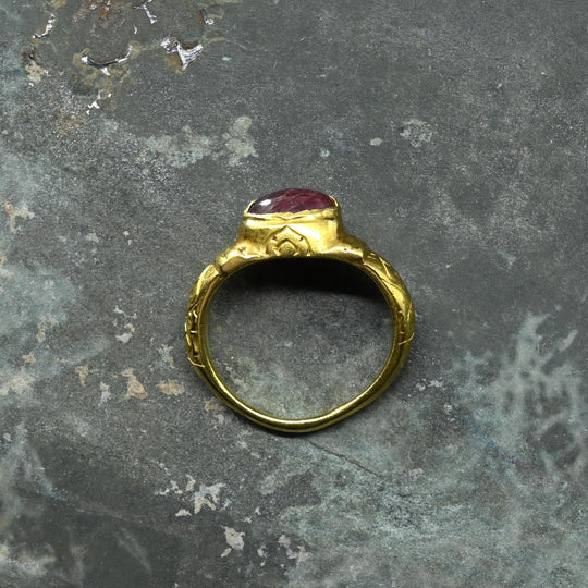 A Prized Late Roman Gold and Ruby Finger Ring, ca. 3rd - 4th century CE
