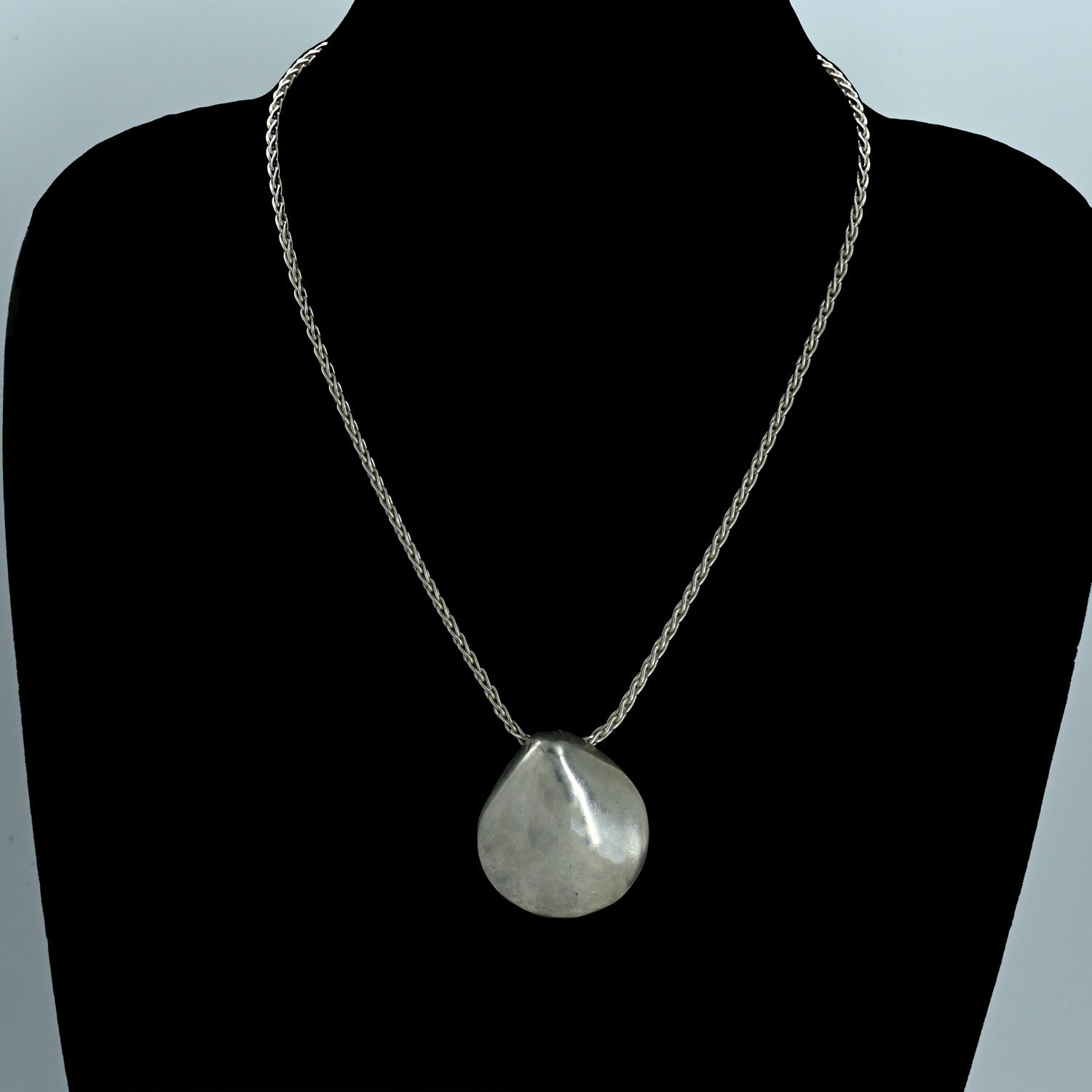 A Vintage Egyptian-Style Silver Shell pendant, MMA 1976, 1976