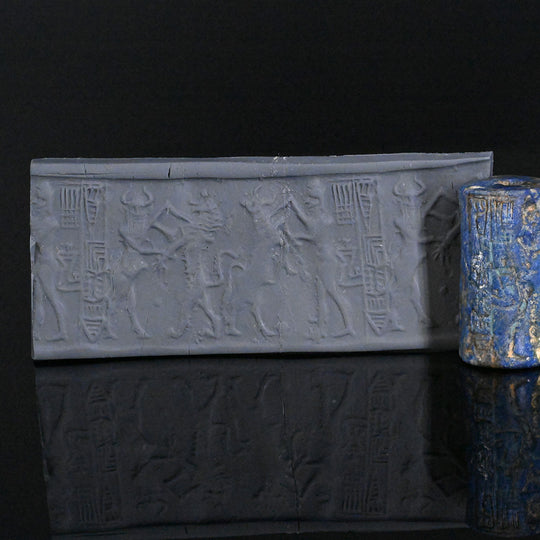 Ein gutes akkadisches Lapislazuli-Zylindersiegel für den Großwesir Lu-shagga<br> <em>Akkadische Zeit, ca. 2350 - 2150 v. Chr</em>
