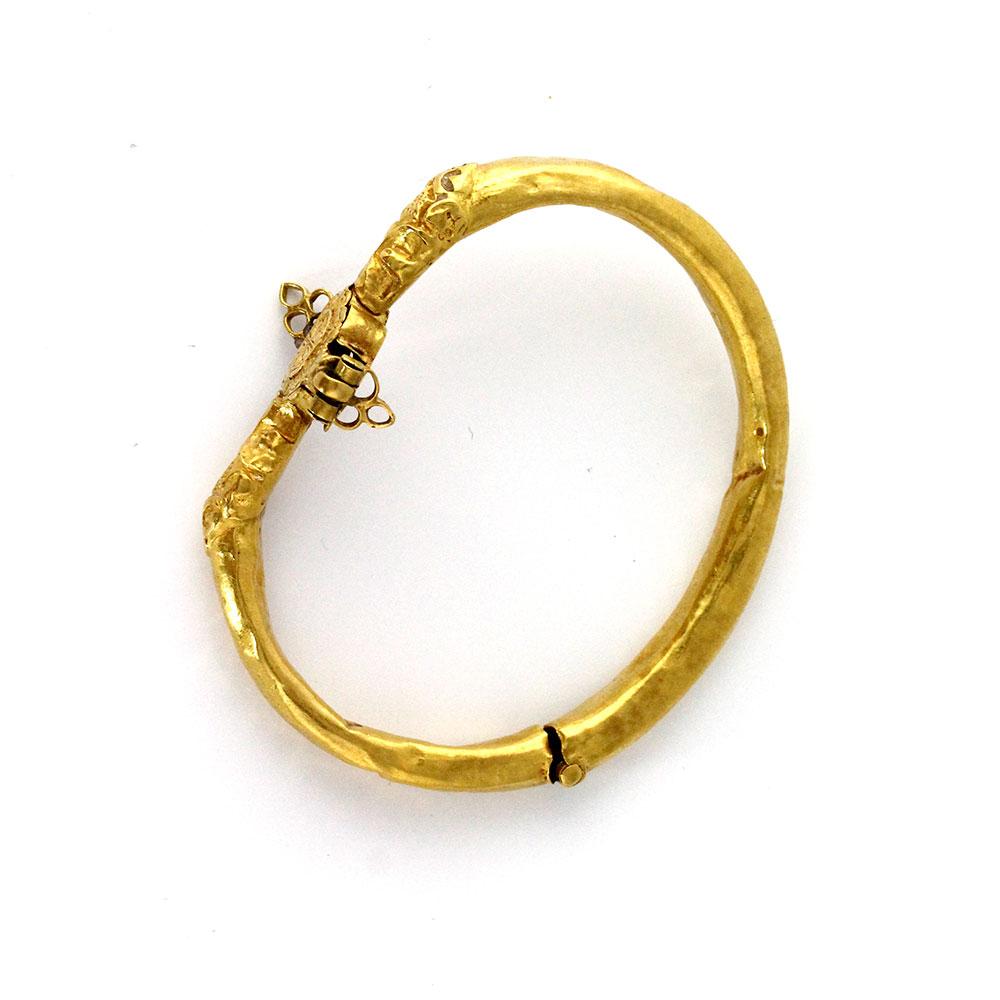 An Islamic Gold Hinged Bracelet, Seljuk Period, 11th-12th century - Sands of Time Ancient Art