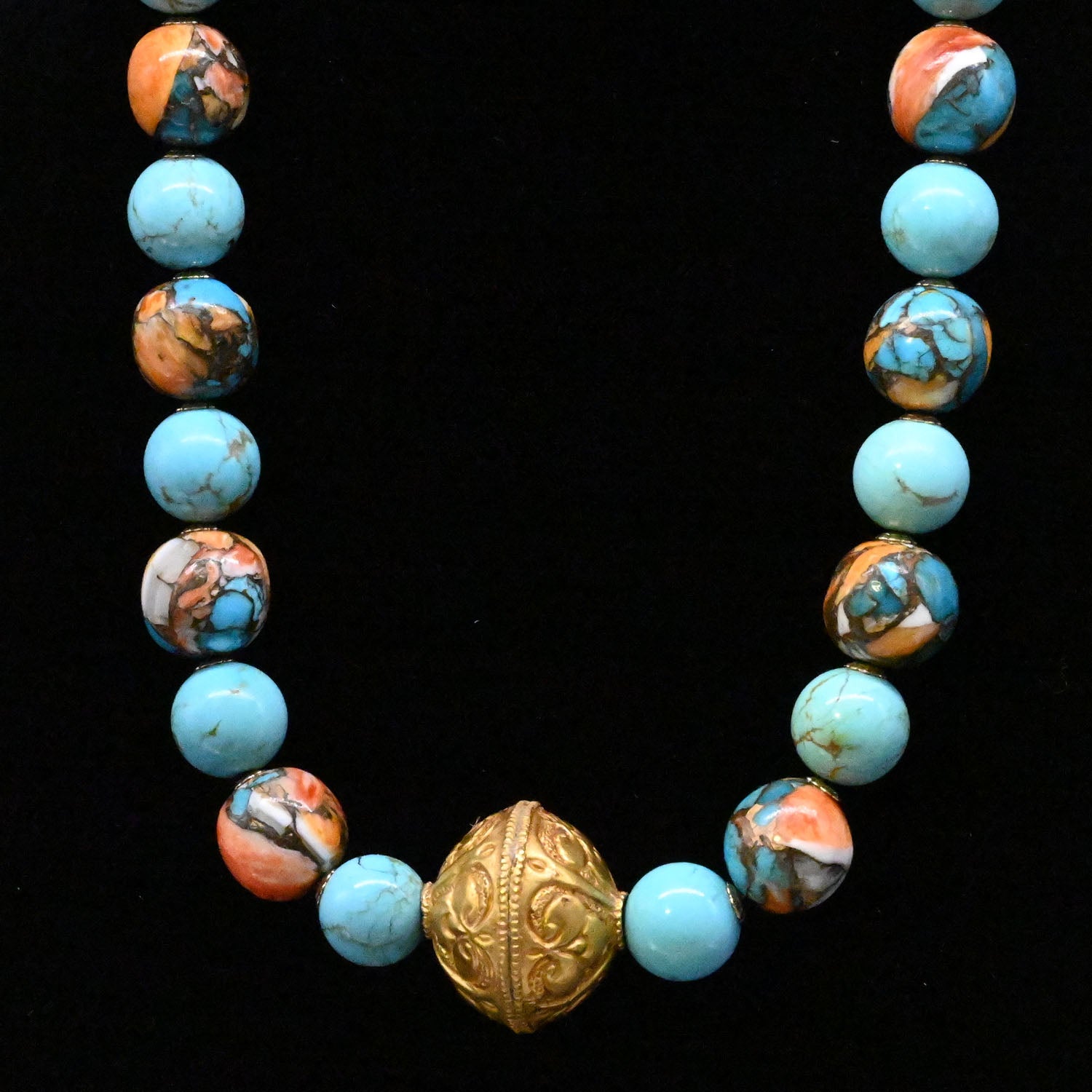 An Islamic Gold Pendant on Turquoise Bead Necklace<br><em>Seljuk Period, ca. 10th - 12th century CE</em>