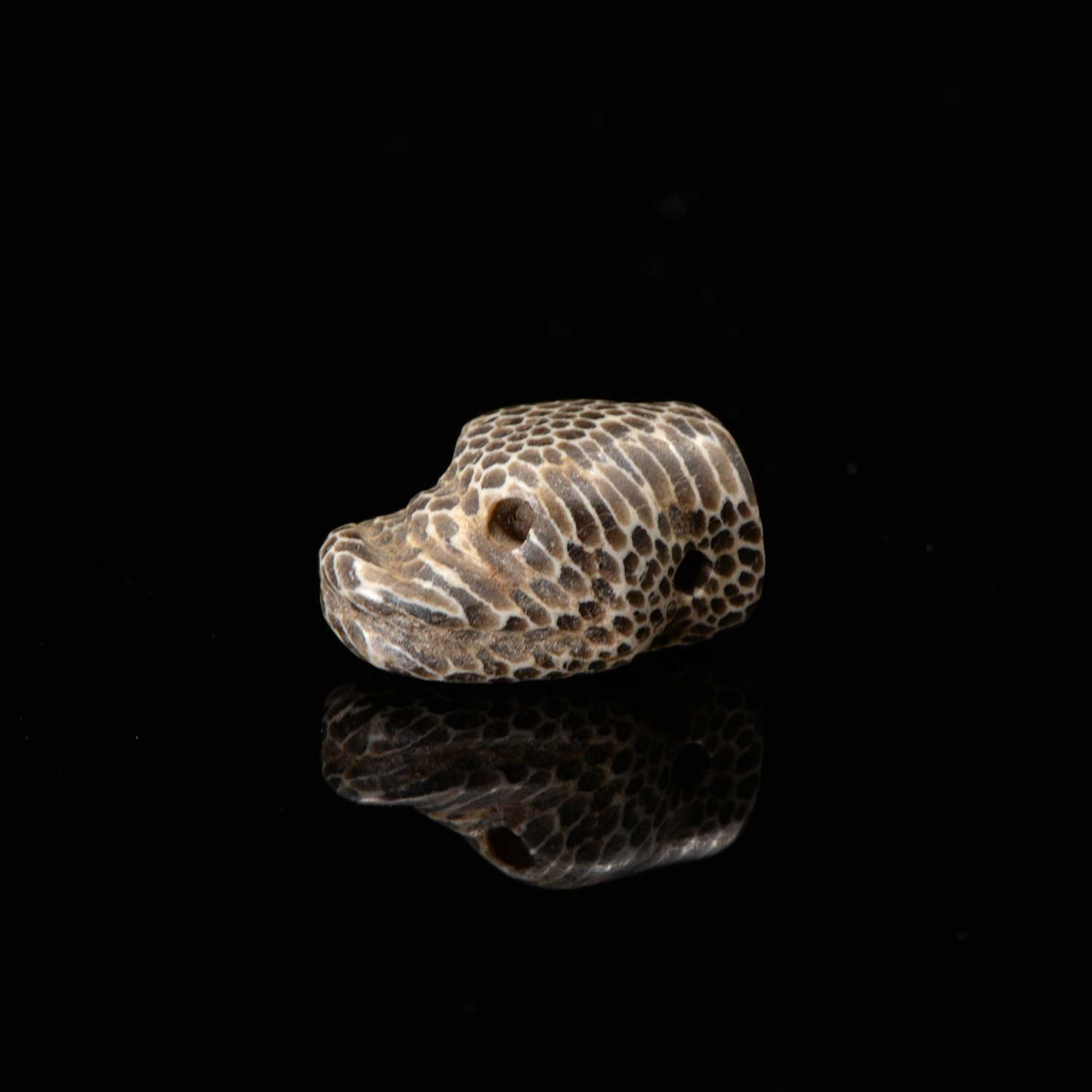 * A superb Near Eastern Snake Head Amulet, Achaemenid Period, ca. 550 - 330 BCE - Sands of Time Ancient Art