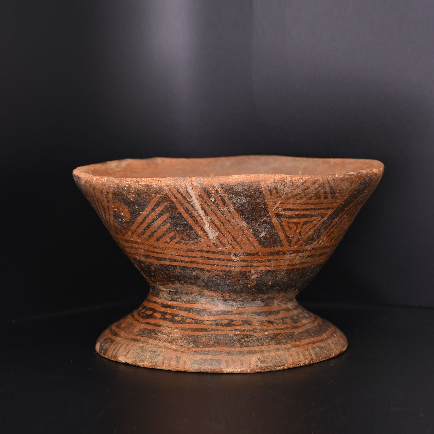 Eine Narino-Schale mit polychromem Fuß,<br> <em>ca. 1250 - 1500 n. Chr</em>