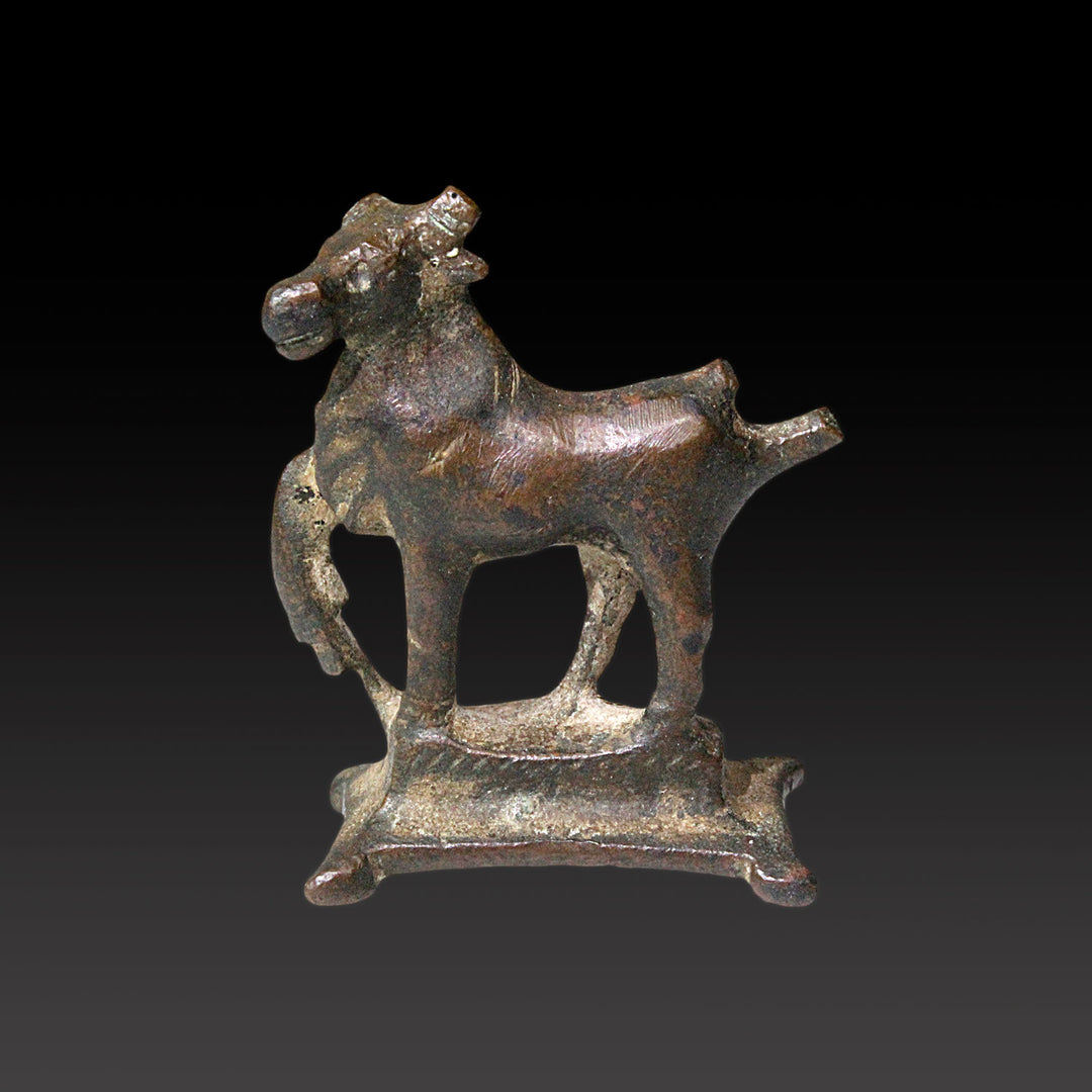 A Roman bronze figurine of a bull, ca. 1st century CE